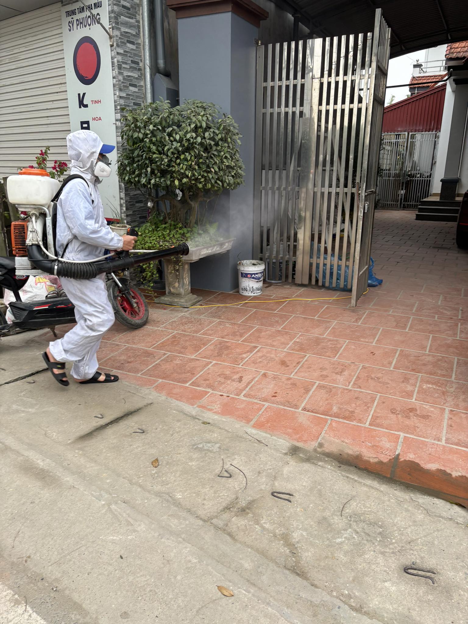 Quy trình phun muỗi gia lâm